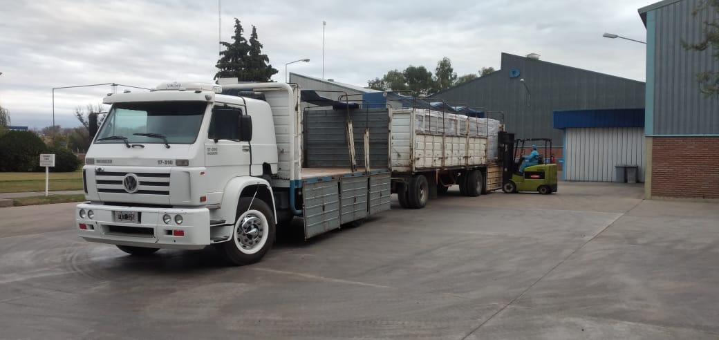 Flota Charanguito en base operativa – otro ángulo